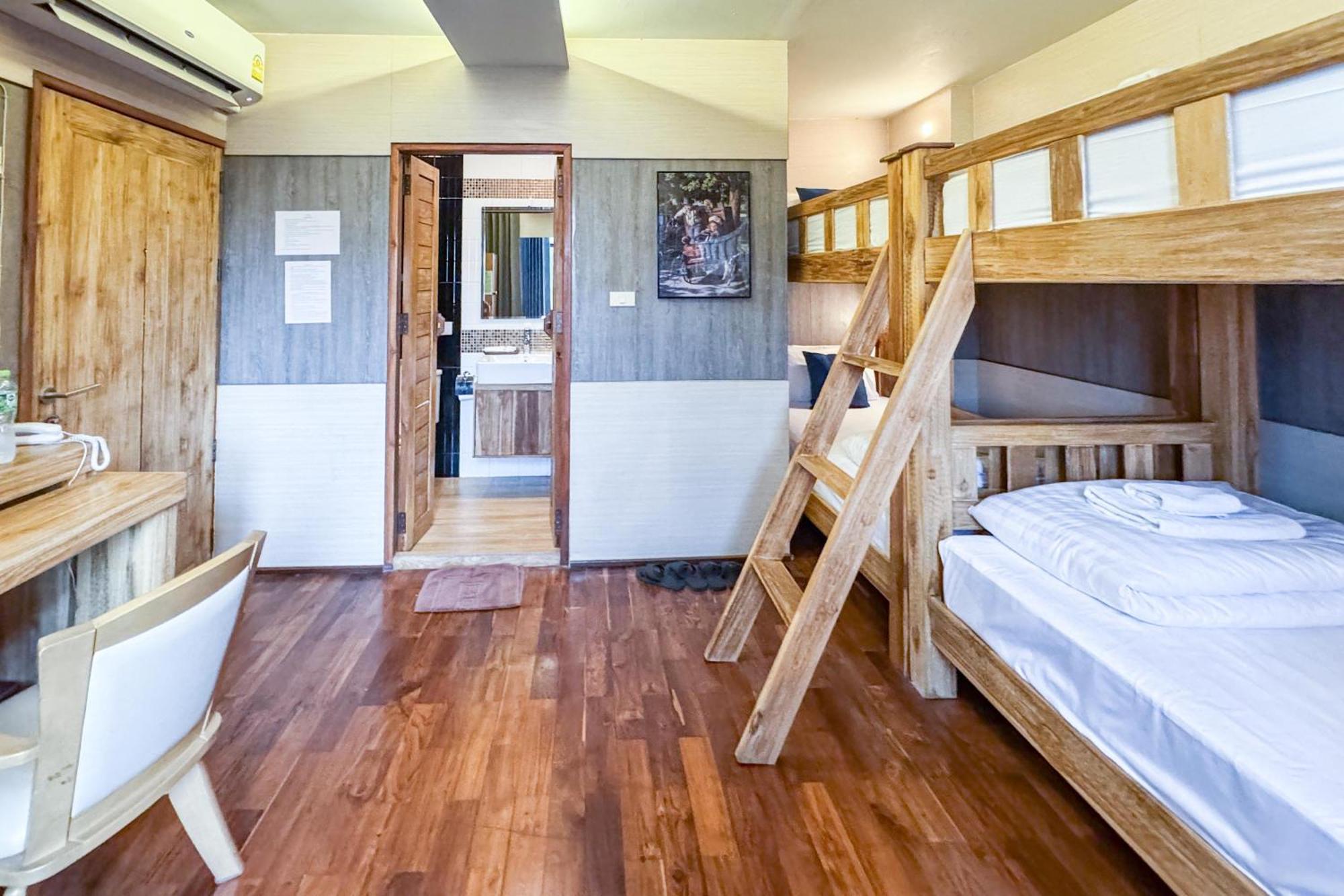 Goya Hotel Чиангмай Номер фото