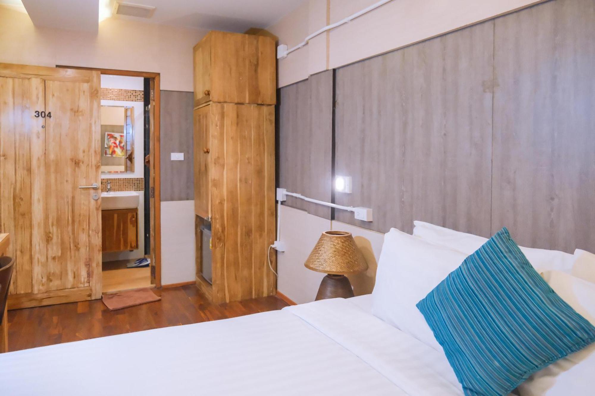 Goya Hotel Чиангмай Номер фото