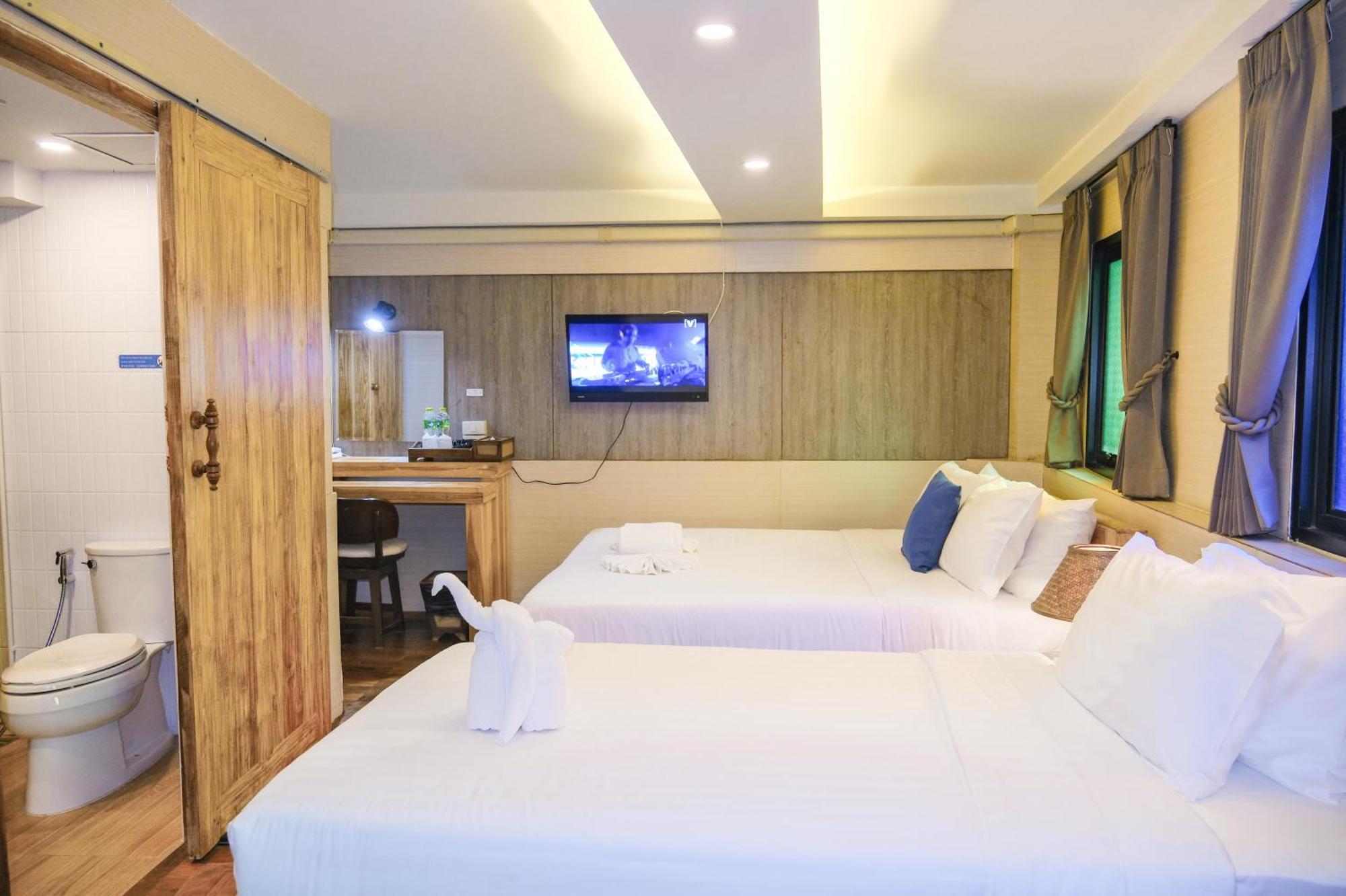 Goya Hotel Чиангмай Номер фото